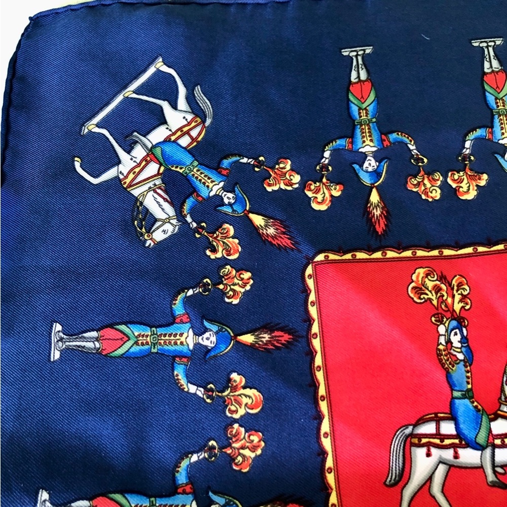 Vintage Authentic Hermès Silk Scarf 90cm Les Artificiers - Picture 7 of 10